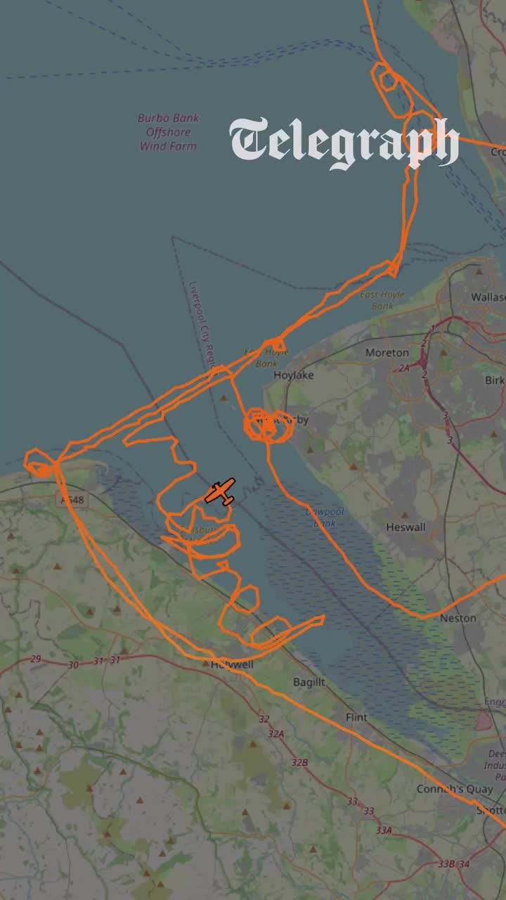 Pilot təyyarə ilə səmada “Darıxıram” yazdı