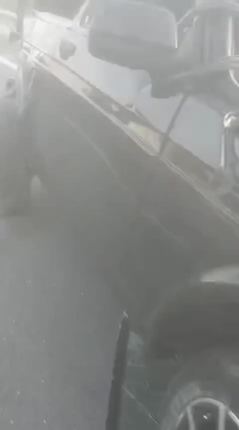 Buzovnada Niva aşdı