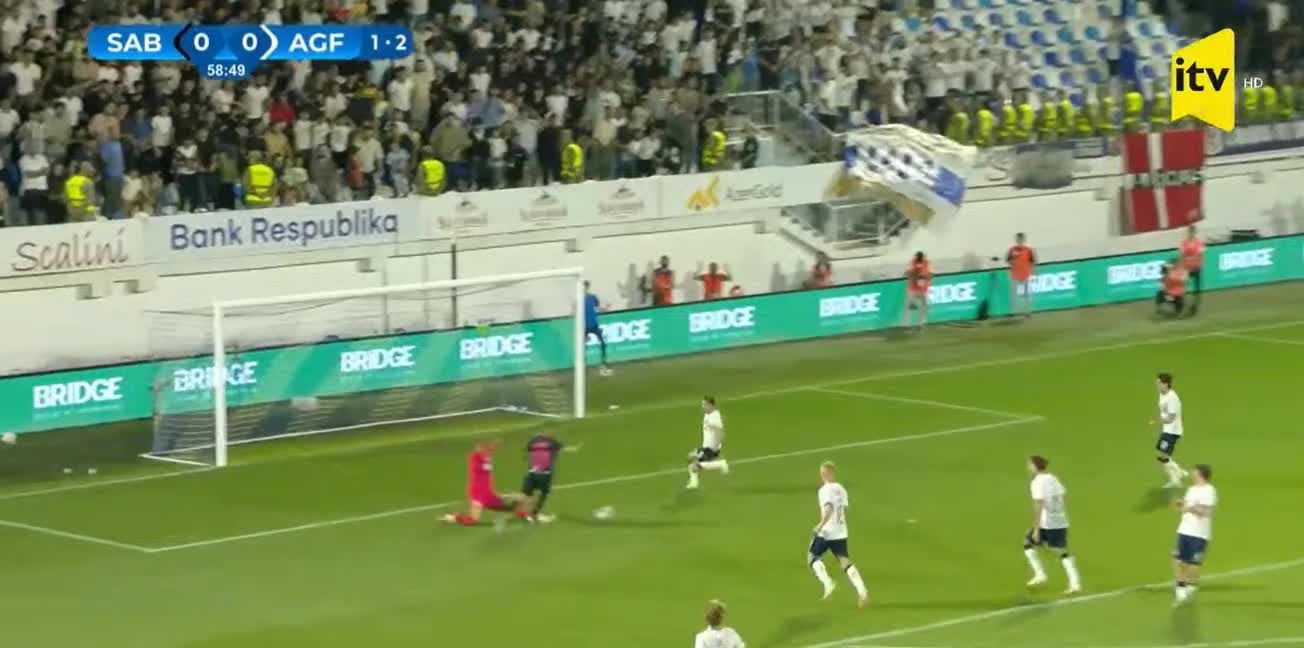 Velko Simiçin qolu