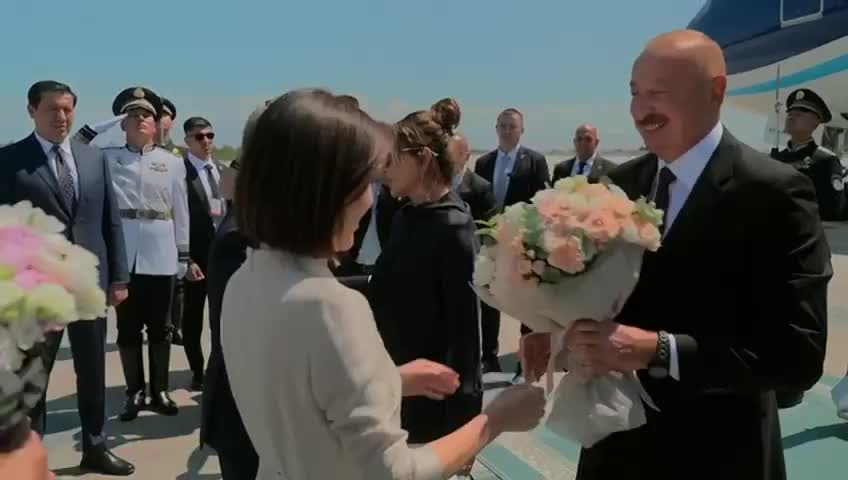 Prezident Daşkənddə belə qarşılandı - 1