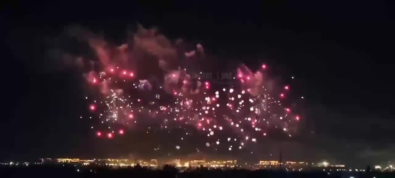 Prezidentin şərəfinə Daşkənddə atəşfəşanlıq