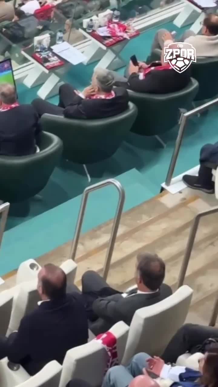 “İbrahim çölə” şüarından sonra meydanı tərk etdi