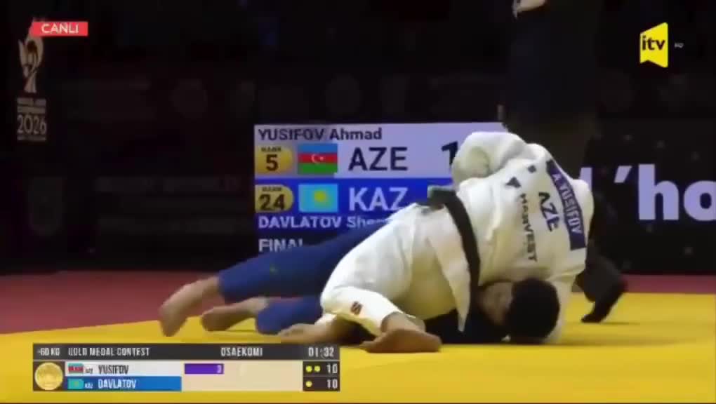 Əhməd dünya çempionu oldu!