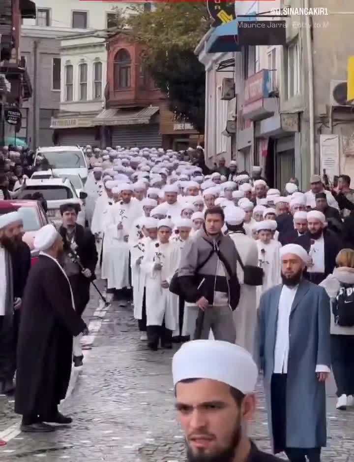 Türkiyəni mollalaşdıran zehniyyət Azərbaycana dərs keçə bilməz!