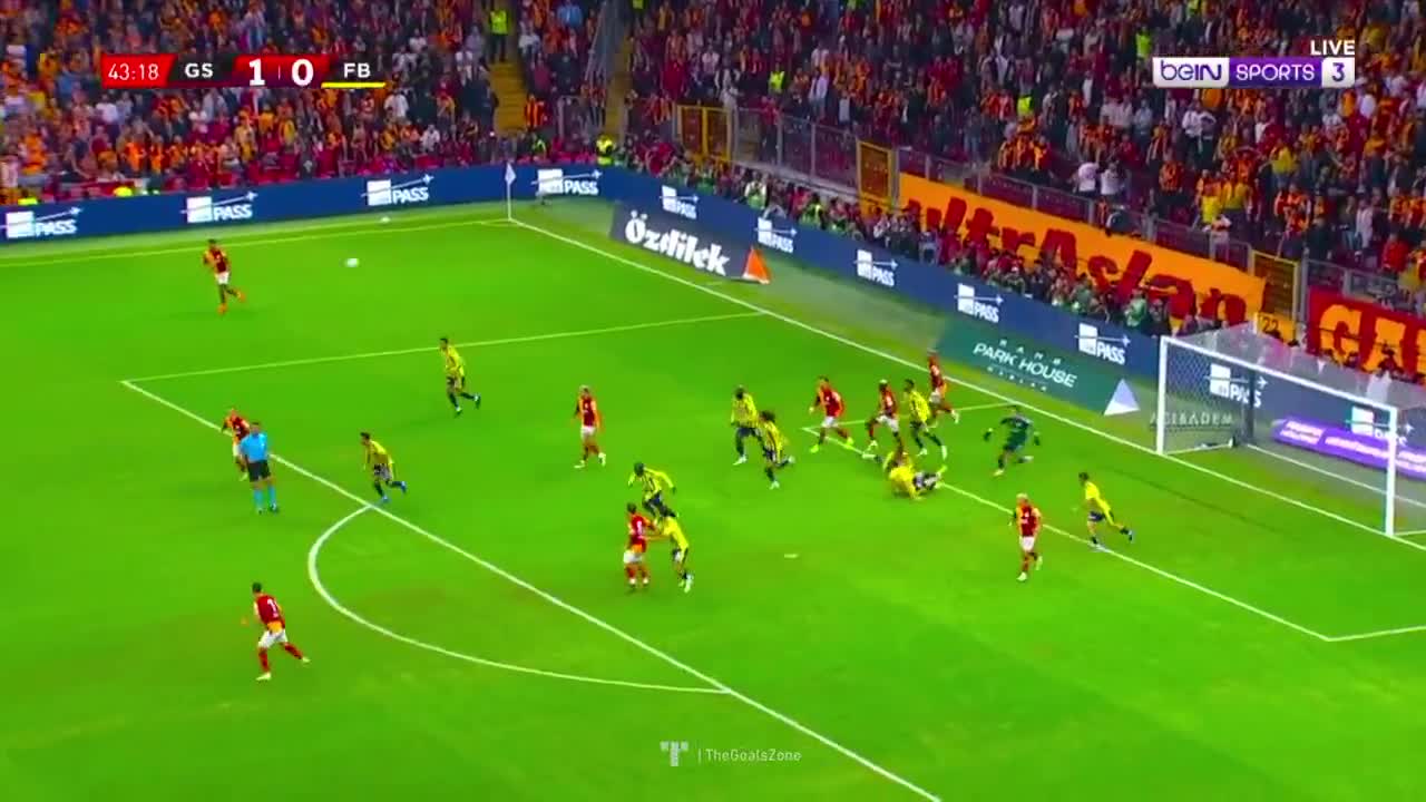Viktor Osimhenin ikinci qolu