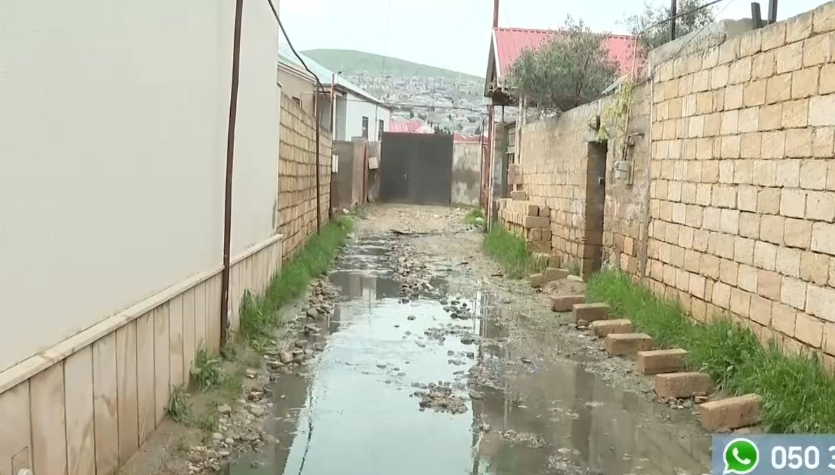 Bu ərazidə bir ev uçub, digərlərinə də təhlükə var