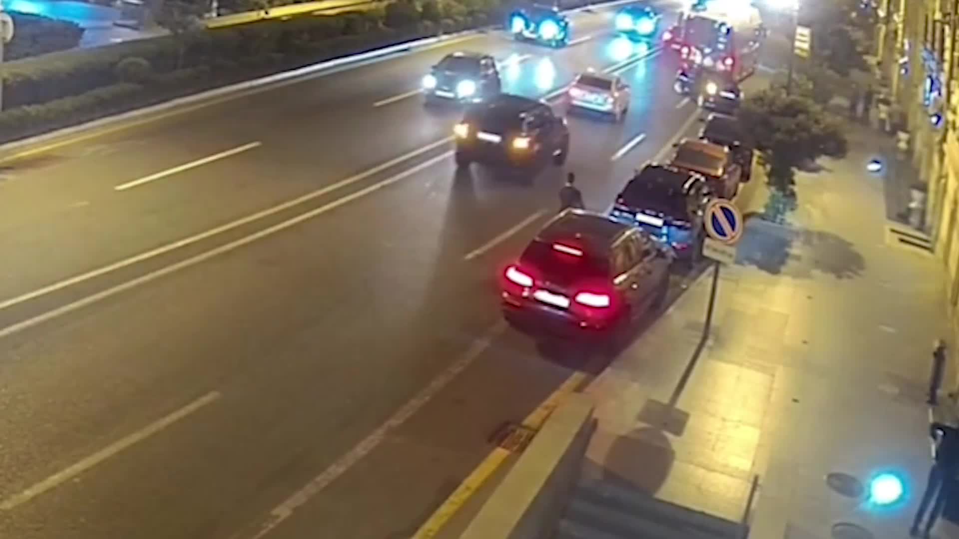 Bakıda yolu qaçaraq keçən şəxsi avtomobil vurdu