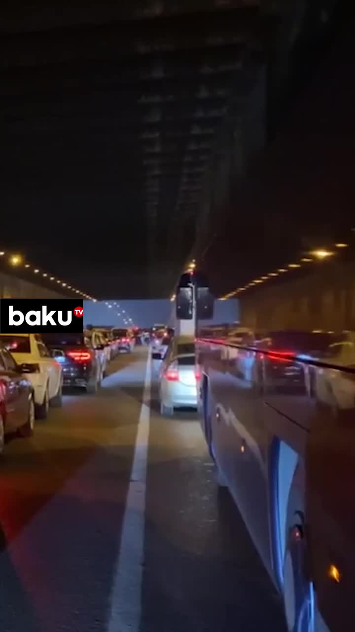 Bakı-Sumqayıt yolunda dəhşətli tıxac var 