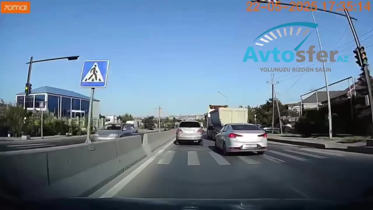 Manevr qaydasını pozan sürücü