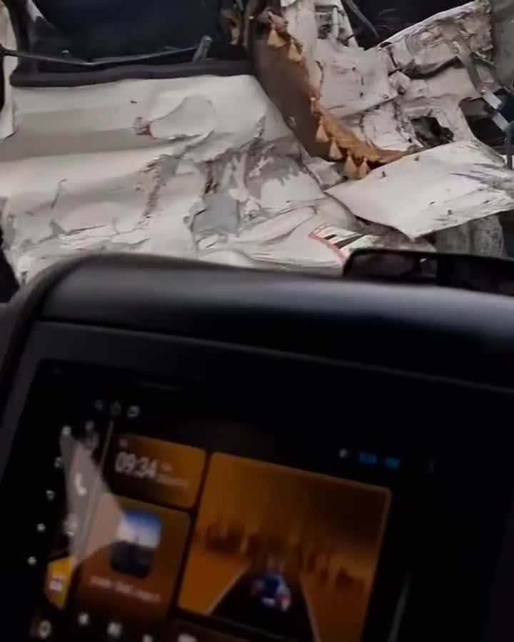 Tovuzda yük avtomobilləri toqquşdu