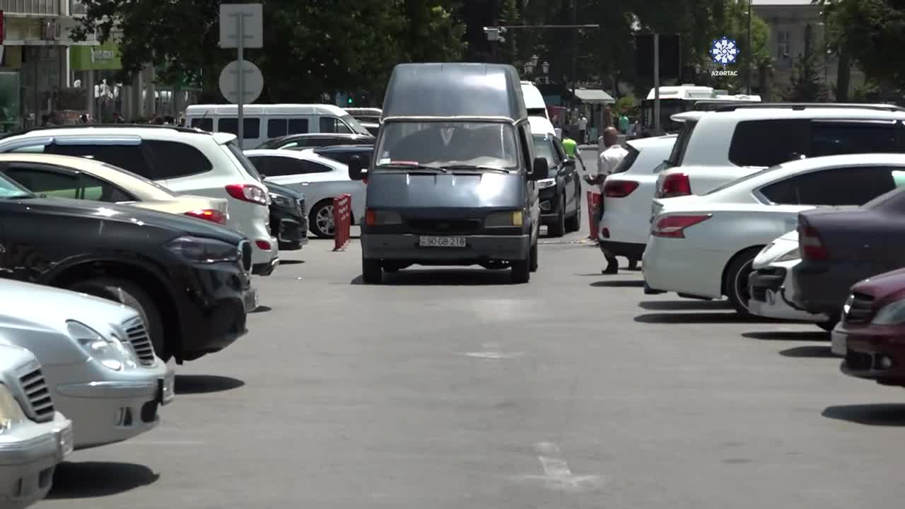 Qış parkı fəvvarələr meydanı