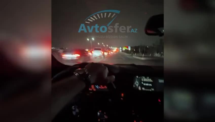 Tıxaca səbri çatmayan sürücü 100 manatlıq qayda pozdu  