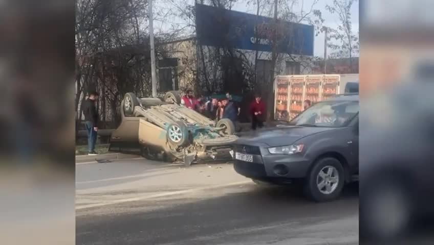 Qusarda qəza: Yük maşınıyla toqquşan “Nissan” aşdı 