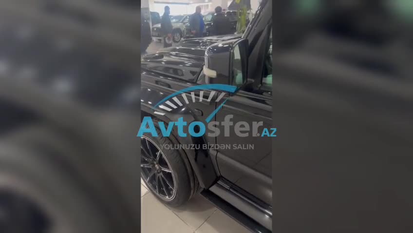Bakıda "Suzuki"ni "Galenvagen"ə yığıb satışa çıxardılar