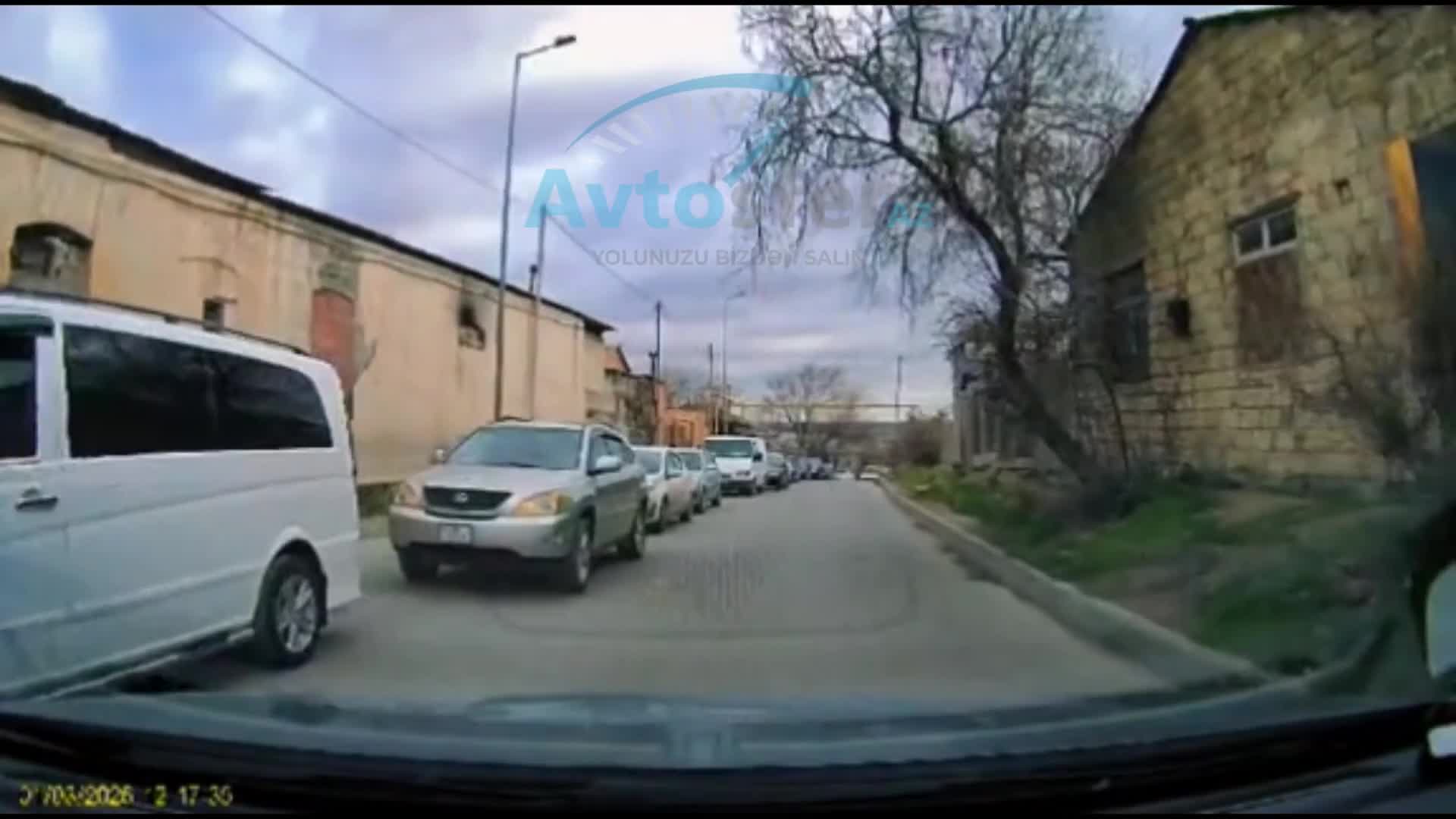 Sürücü təzyiqlərdən sonra görün nə etdi