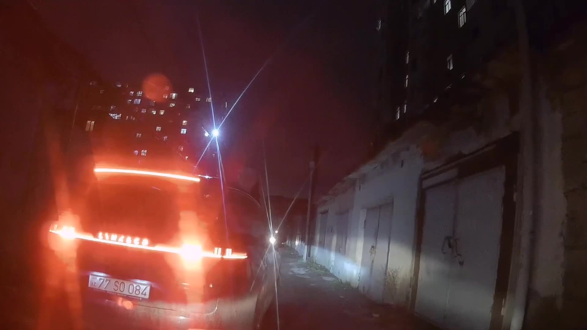 Dönmə işıqlarından istifadə etməyən sürücü təhlükə yaratdı