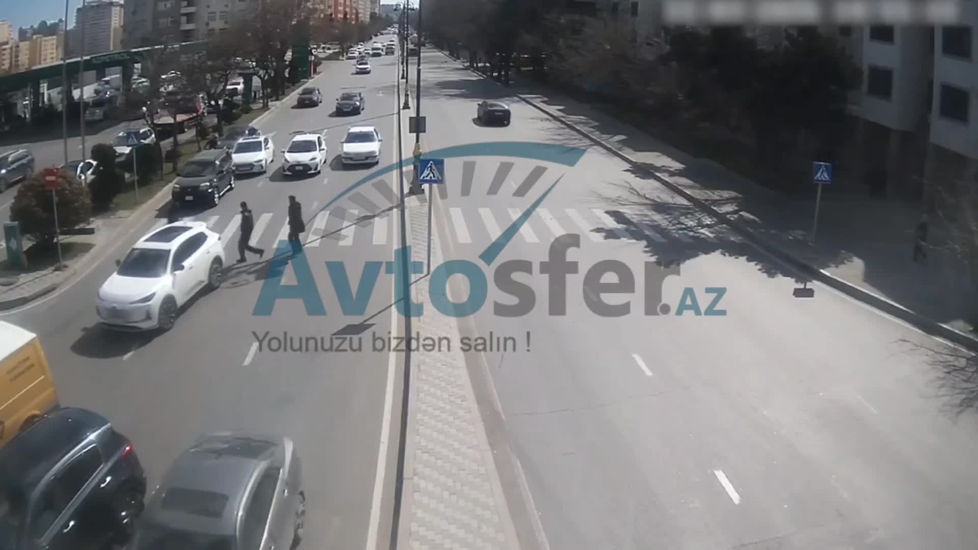 Piyada keçidində baş verən zəncirvari qəza 