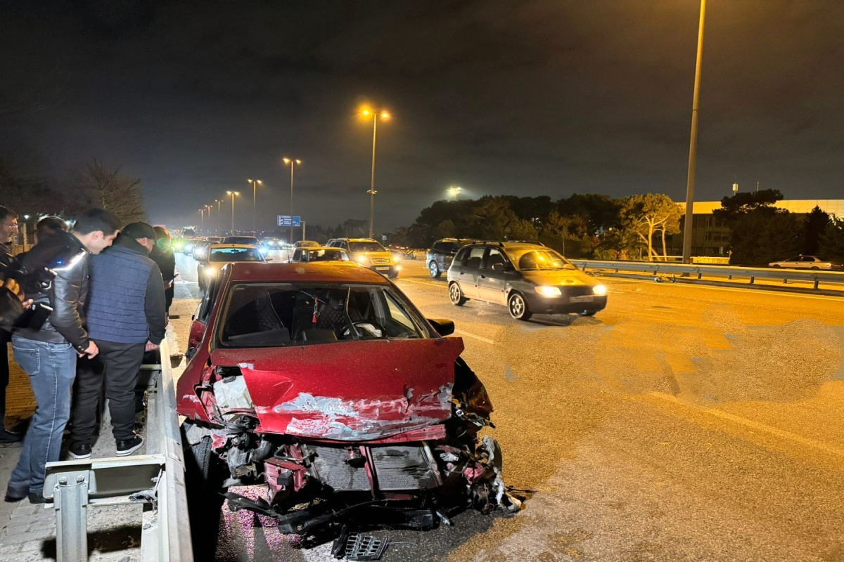 Aeroport yolunda qəza oldu: