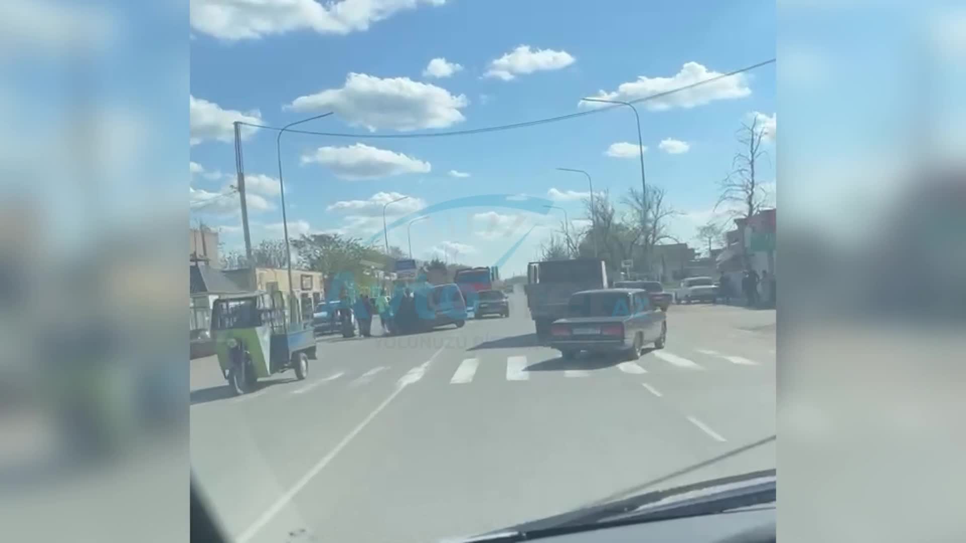 Salyanda qəza: “Hyundai”la “Opel” toqquşdu