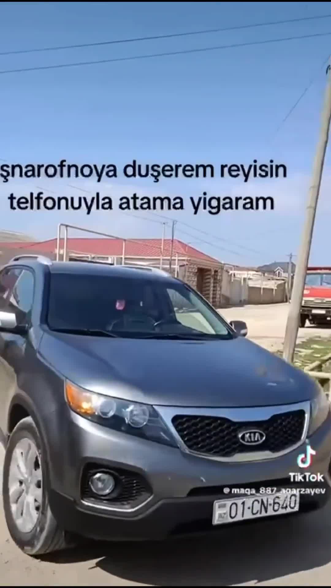 Atasının maşını ilə qayda pozan azyaşlı sürücü 