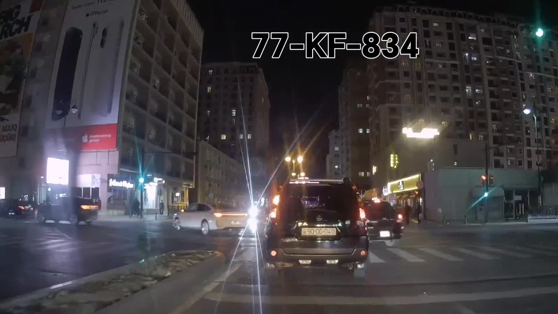 Sürücünün səhlənkarlığı təhlükəli anlar yaşatdı