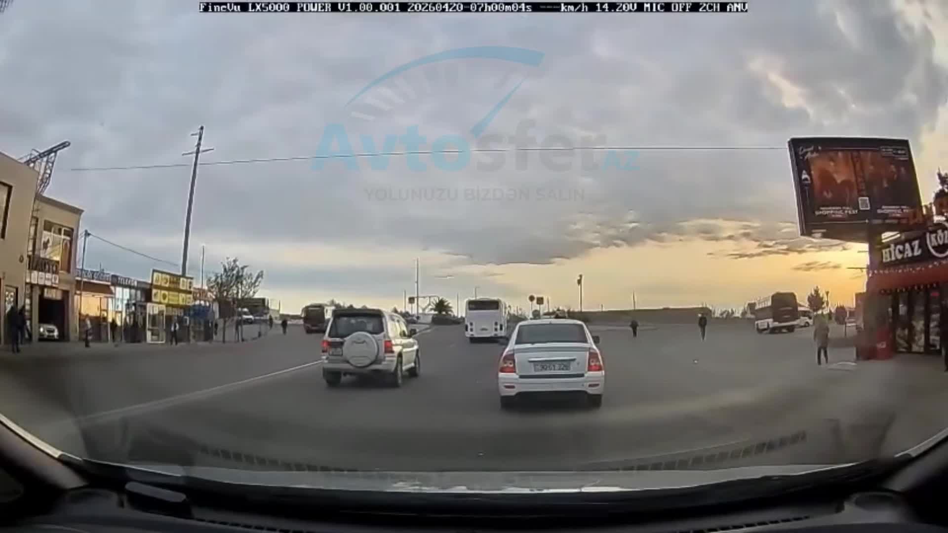 Sürücü ard-arda təhlükə yaratdı 