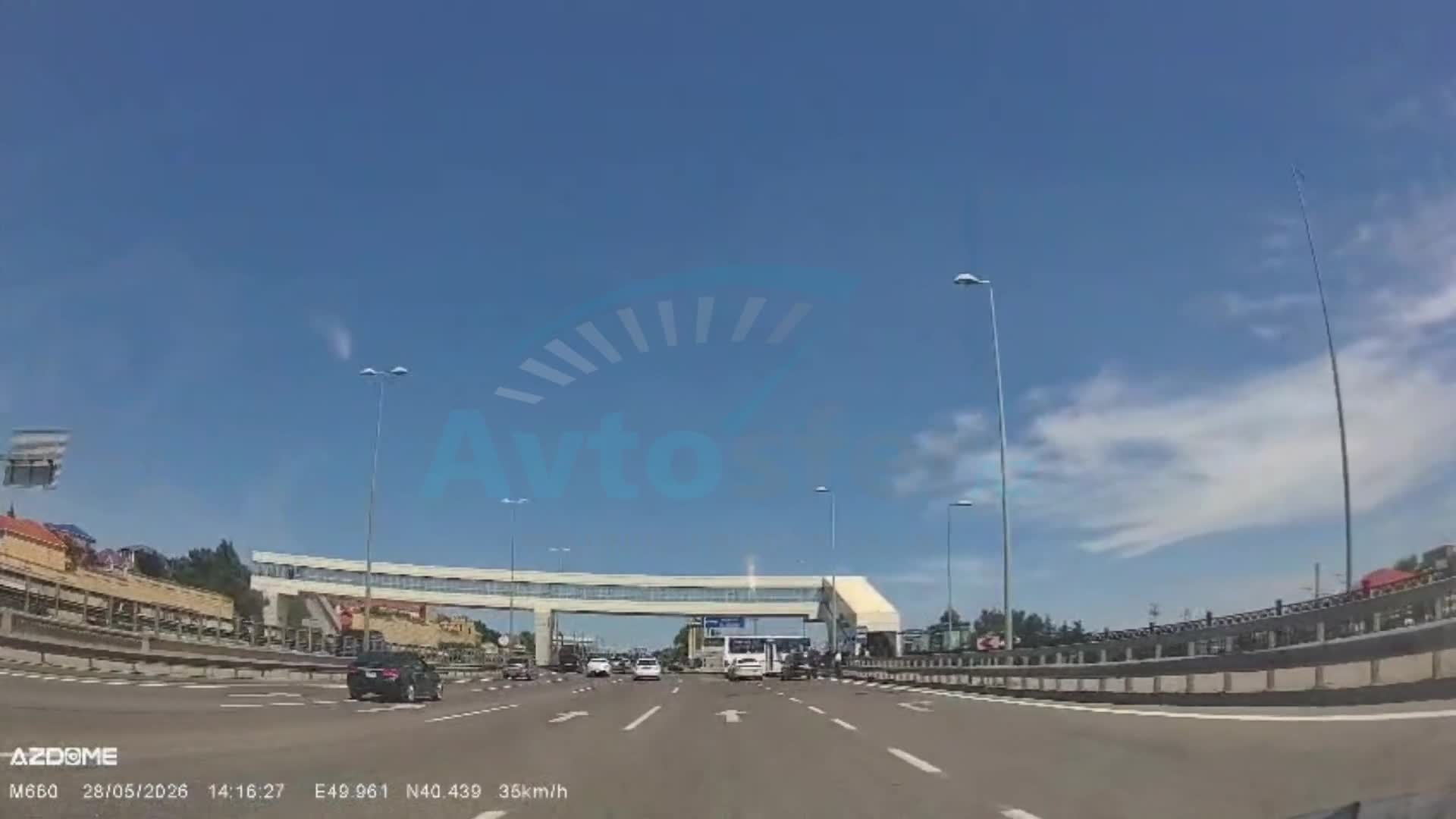 Dayanacağı zəbt edən sürücülər avtobusların hərəkətini iflic etdi