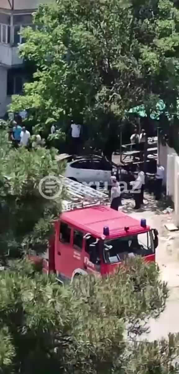 "8-ci km" bazarında avtomobil yandı