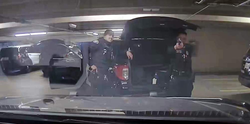 Polis rəisinin zarafatı həmkarına baha başa gəldi - VİDEO