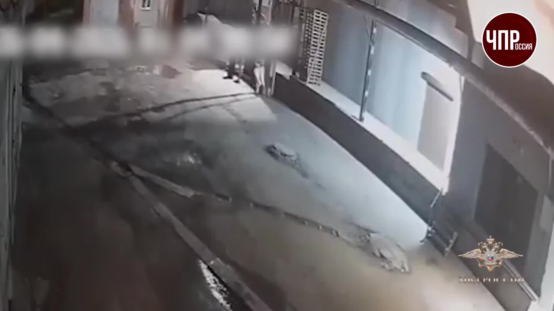 Qisas məqsədilə barı yandırmağa çalışan üç rəfiqə saxlanılıb