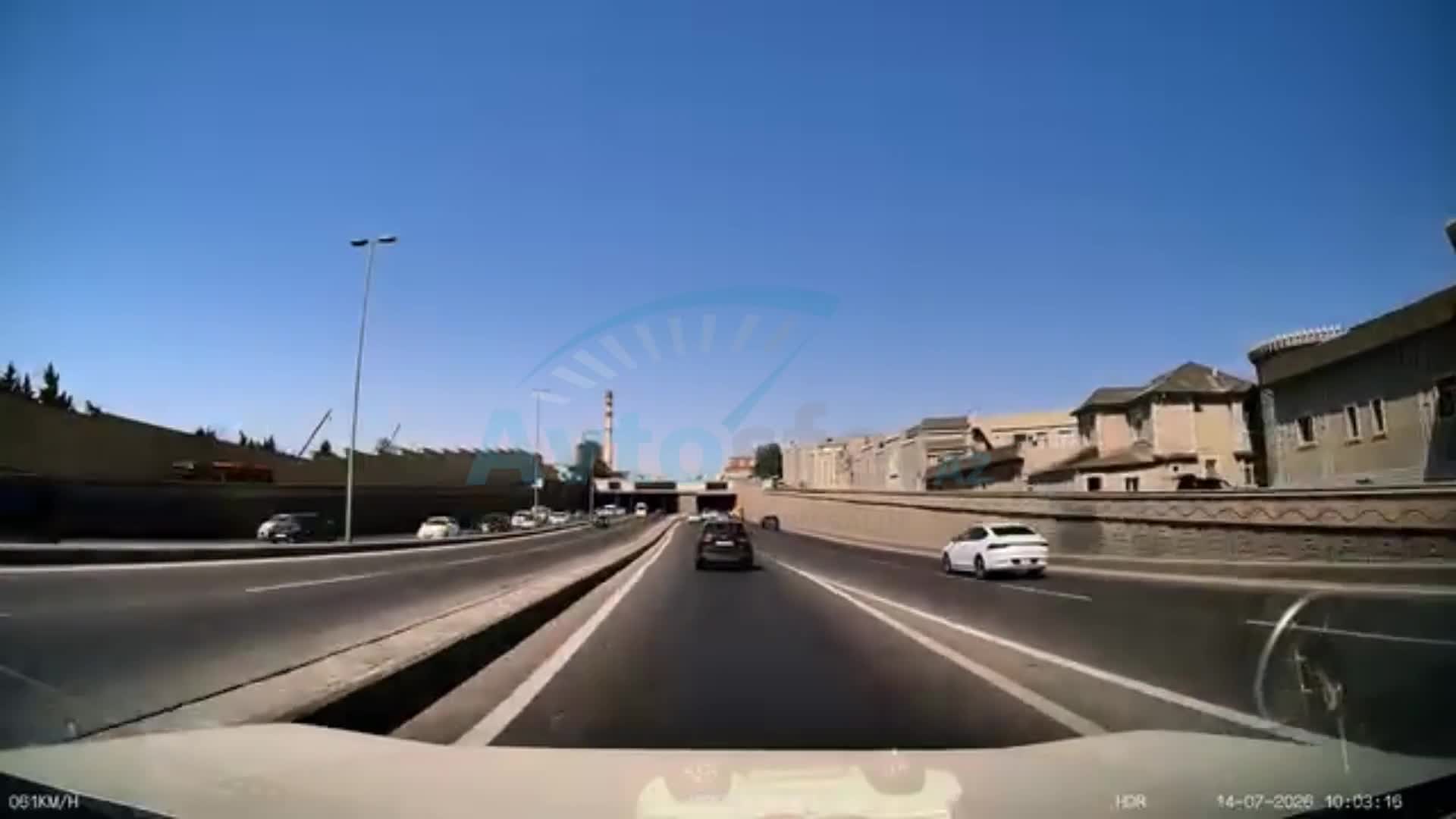 Tunelə saniyələr qalmış riskli manevr