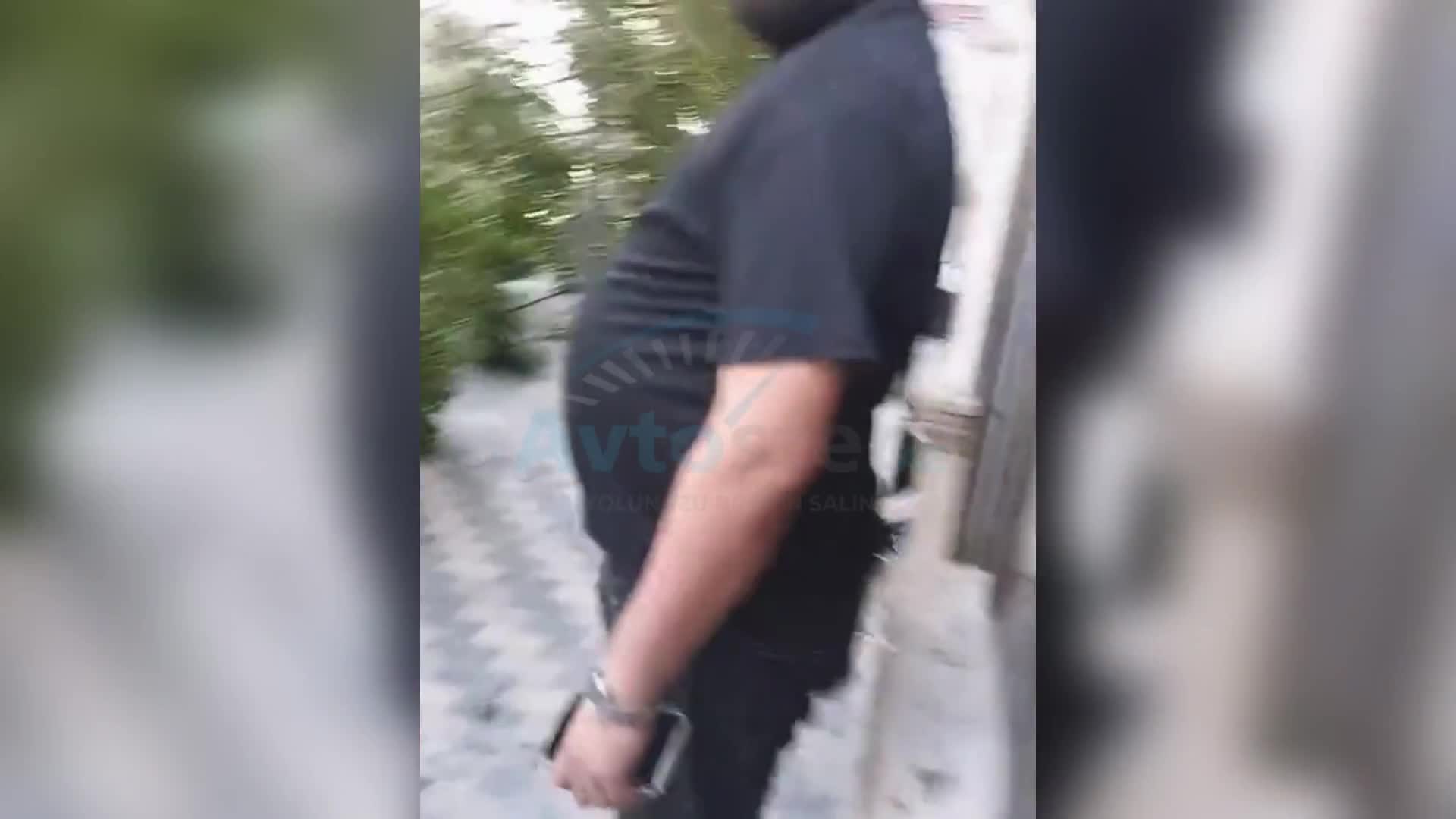 Paytaxtda güclü külək ağacları avtomobillərin üzərinə aşırdı