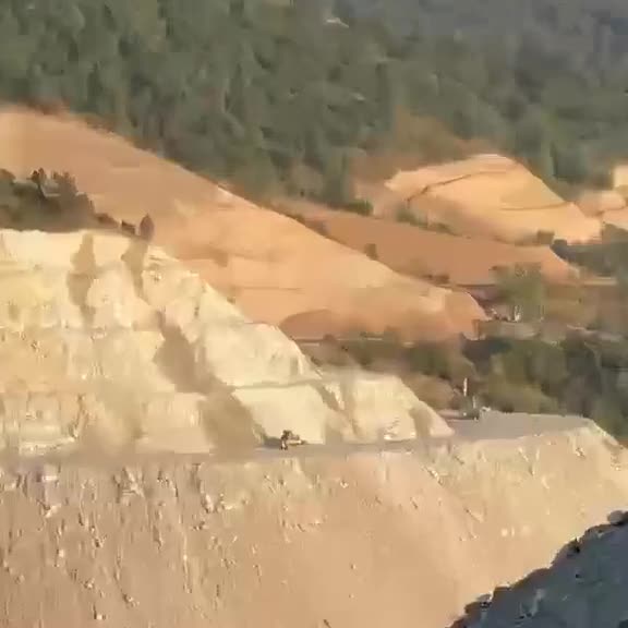 Laçın dağlarında böyük yol tikintisi