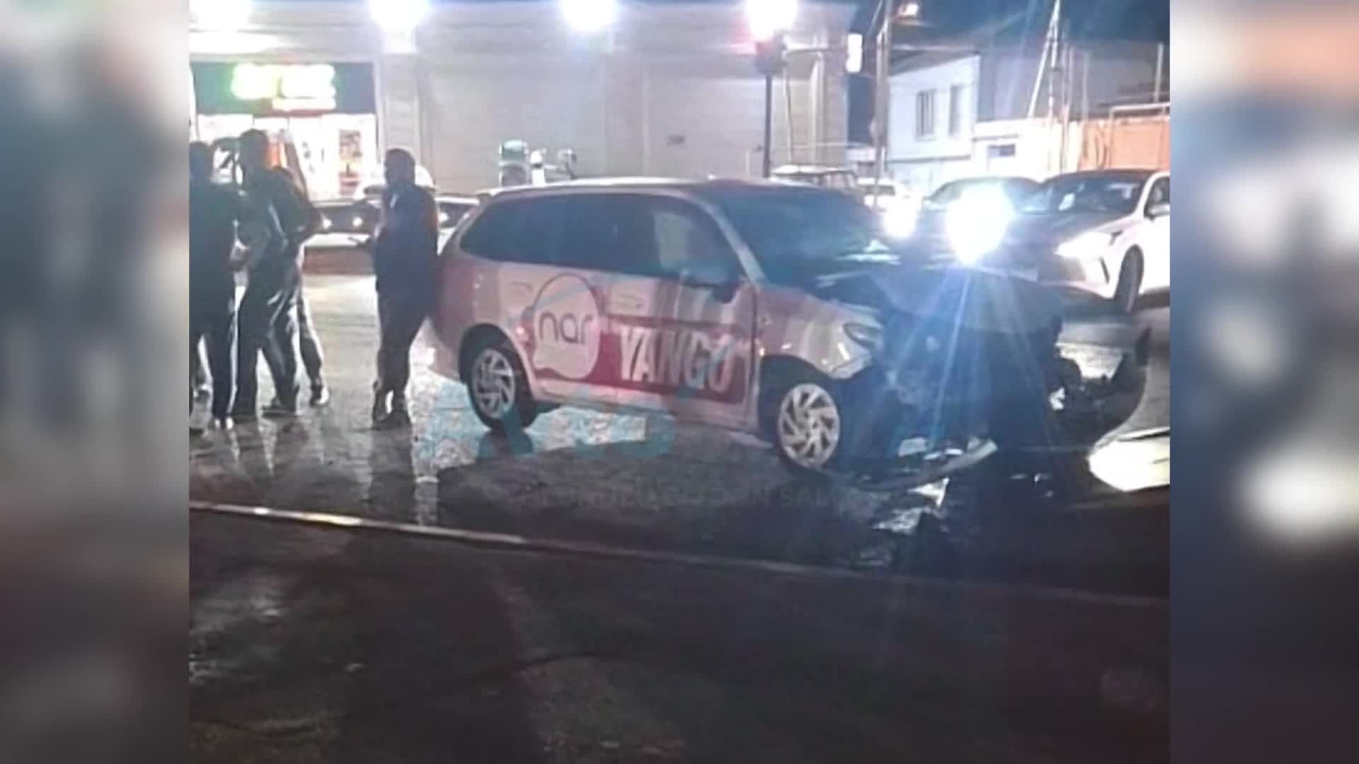 Binədə qəza: İki “Toyota” toqquşdu 