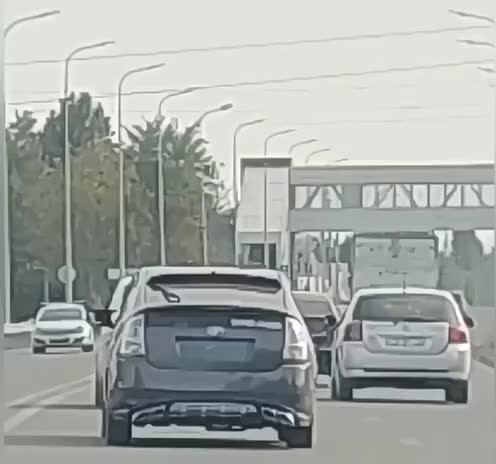 "Şəhid anası" yazılı avtomobillə qayda pozdu