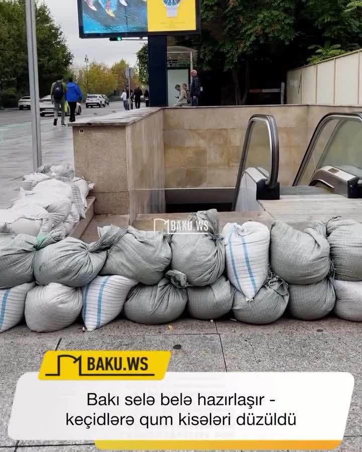 Bakı yağışa hazırlaşır - Keçidə qum torbaları düzdülər