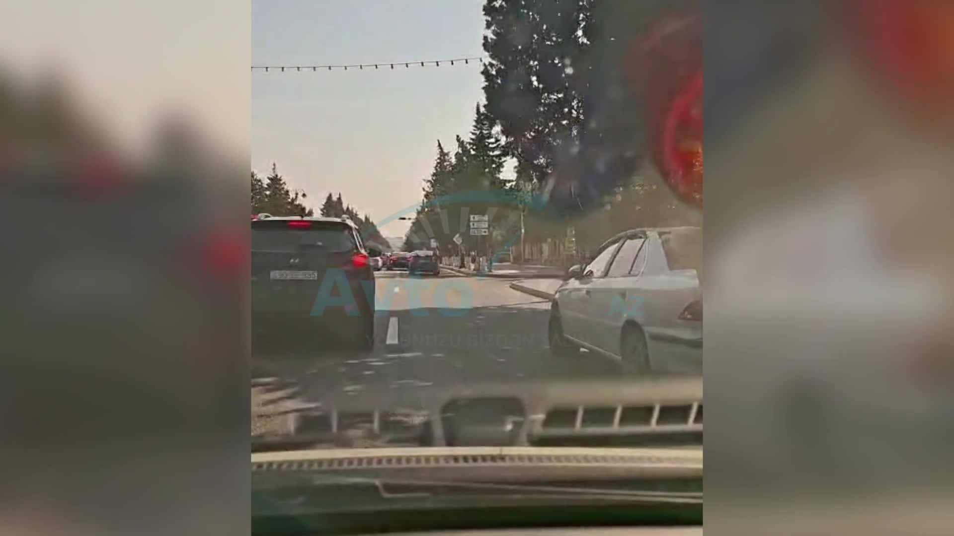 Sumqayıtda “Hyundai” və “Khazar” toqquşdu