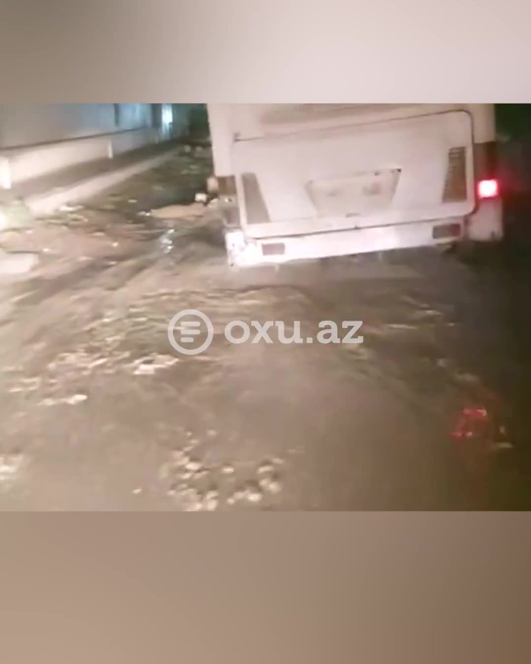 Sabunçuda küçə bərbad vəziyyətdədir