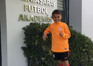 “Qalatasaray” futbol akademiyasında təhsil alan 9 yaşlı ilk azərbaycanlı